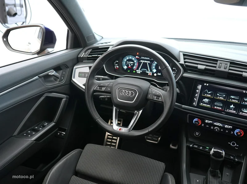 Audi Q3 F3 22