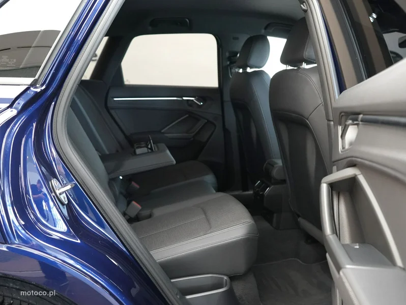 Audi Q3 F3 28