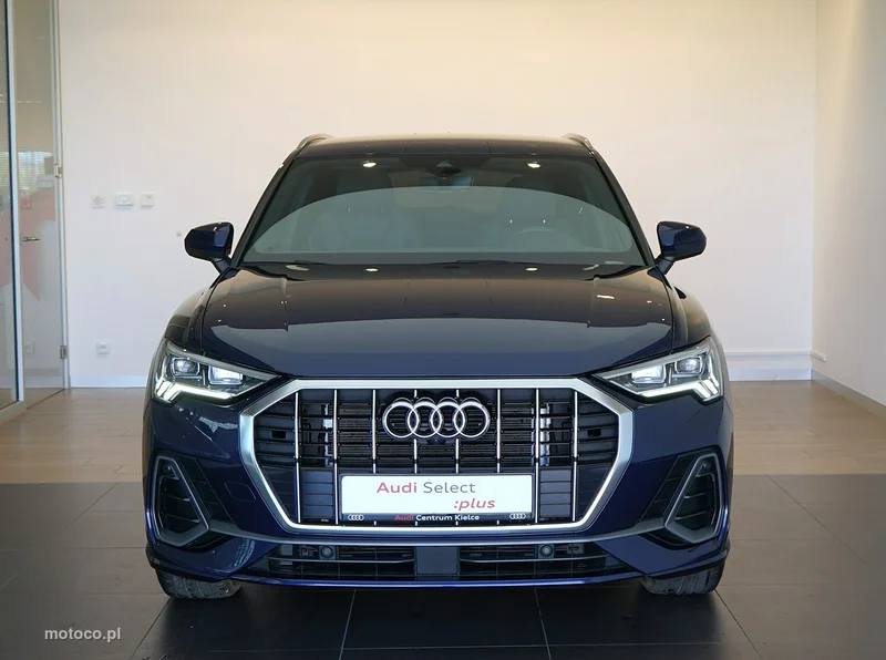 Audi Q3 F3 6