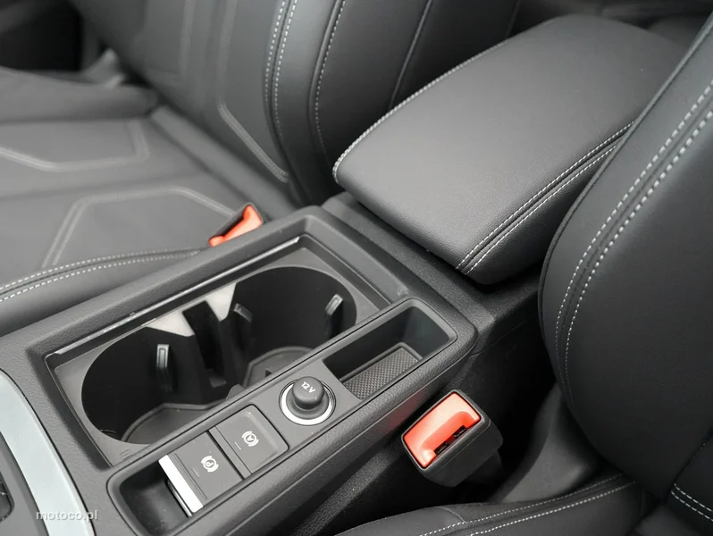 Audi Q3 F3 18