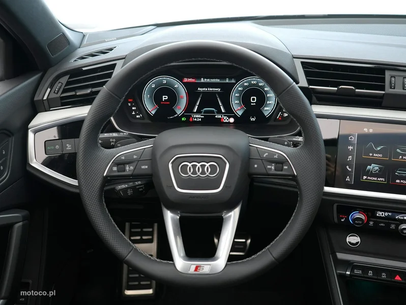 Audi Q3 F3 21
