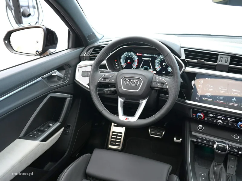 Audi Q3 F3 26