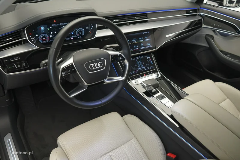 Audi A8 D5 17