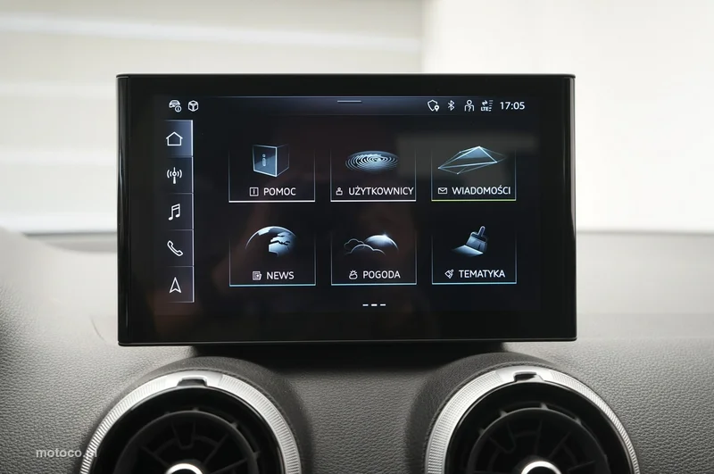 Audi Q2 24