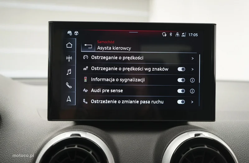 Audi Q2 27