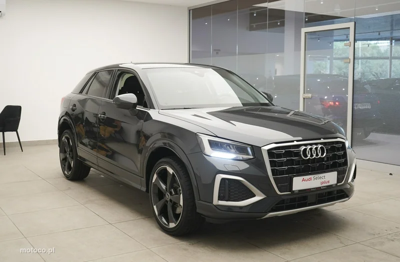 Audi Q2 5