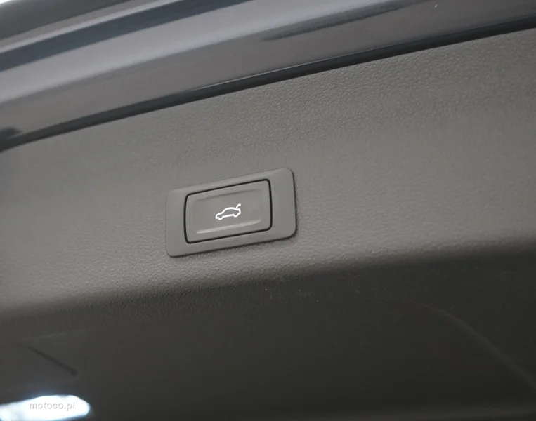 Audi A6 C8 10