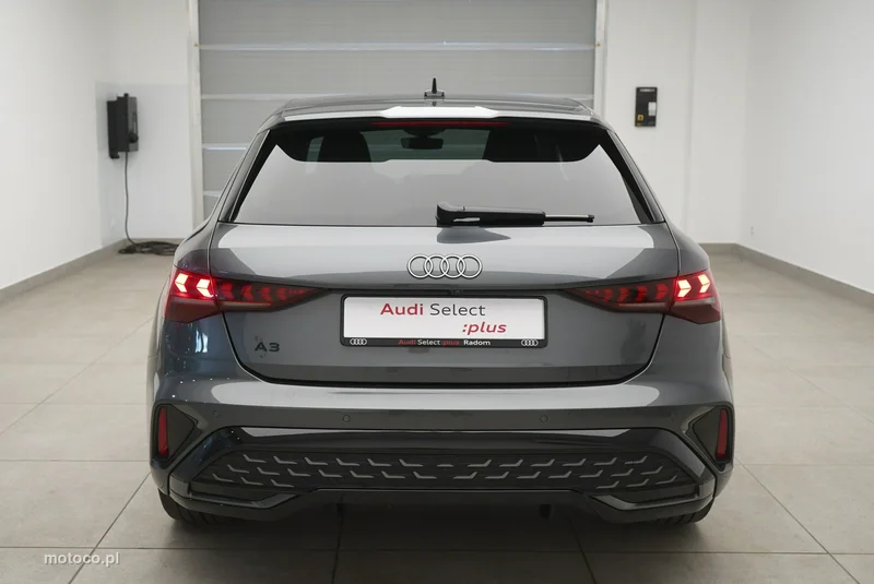 Audi A3 8Y 3