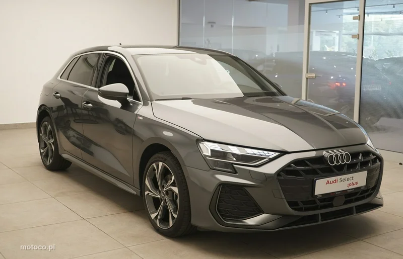 Audi A3 8Y 6