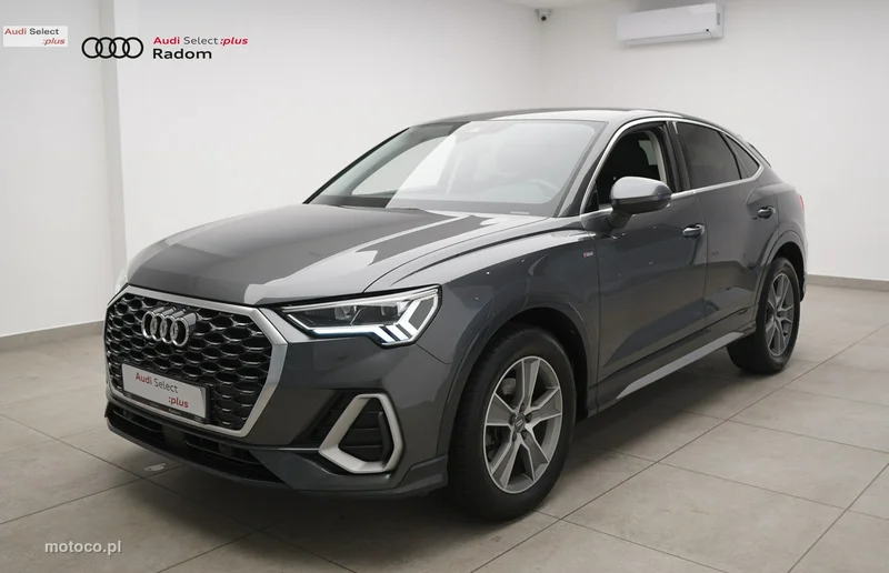 Audi Q3 F3