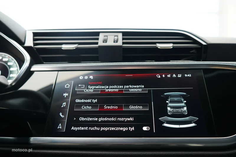 Audi Q3 F3 35