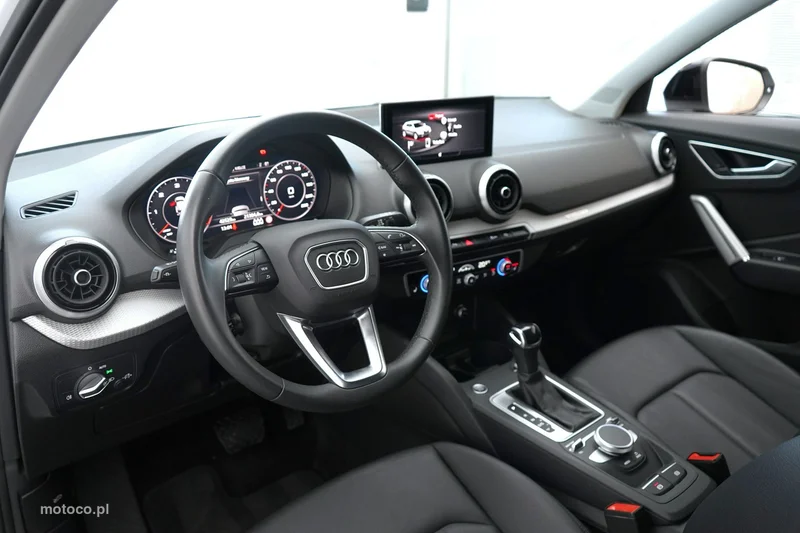 Audi Q2 15
