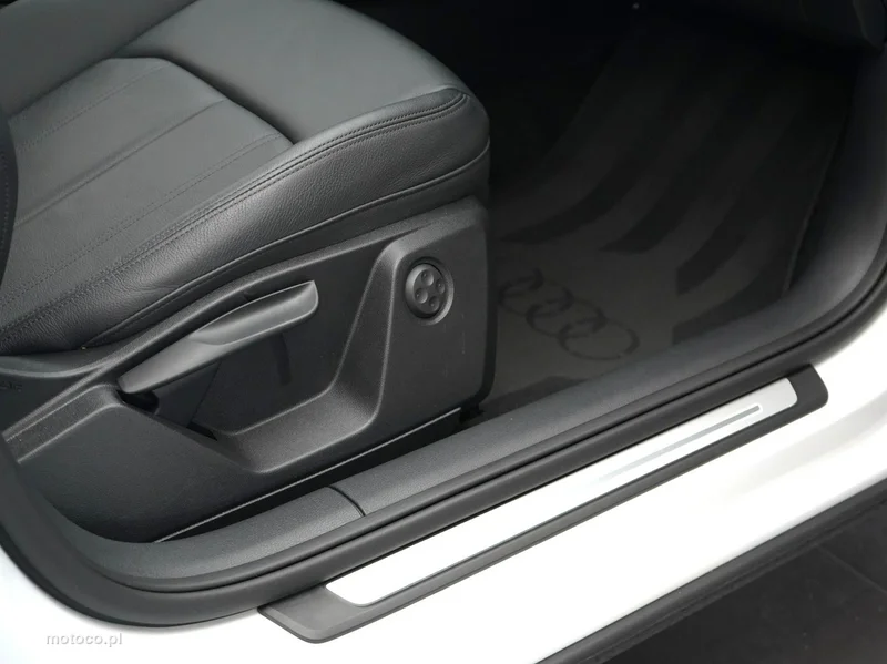 Audi Q2 30