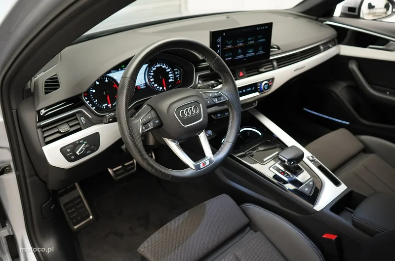 Audi A4 B9 12