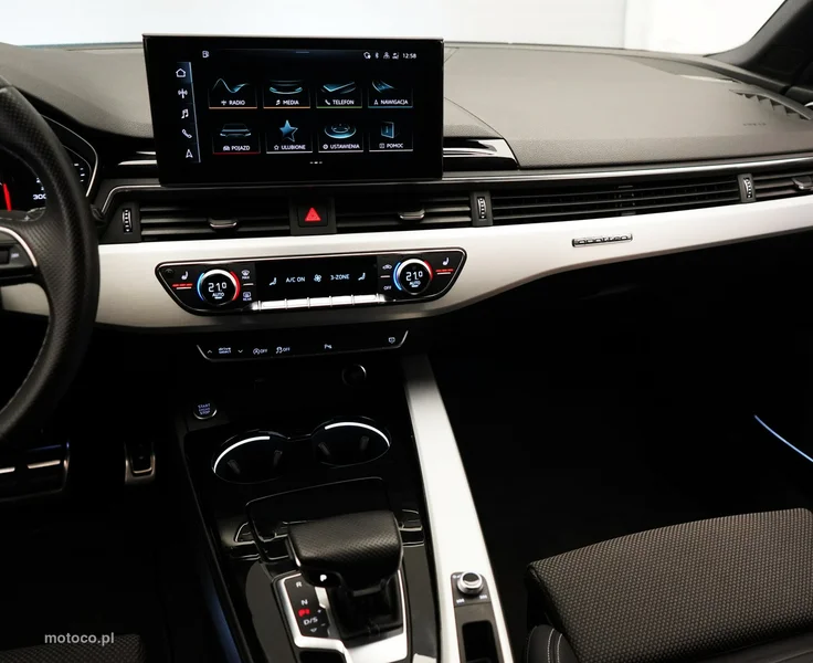 Audi A4 B9 15