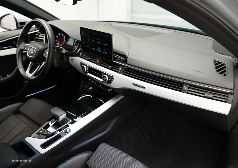 Audi A4 B9 16