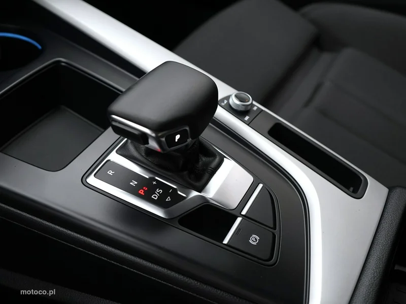 Audi A4 B9 14