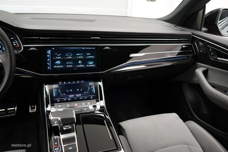 Audi Q8 4M 18