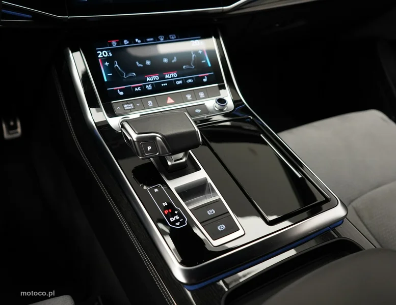Audi Q8 4M 24