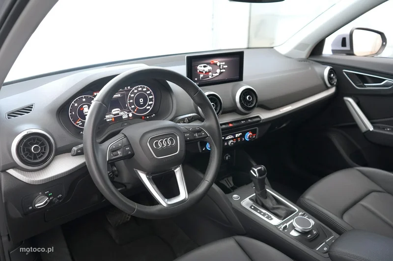 Audi Q2 14