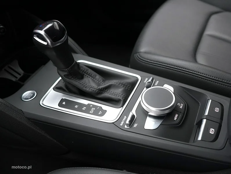 Audi Q2 15