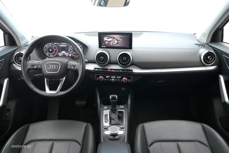 Audi Q2 24