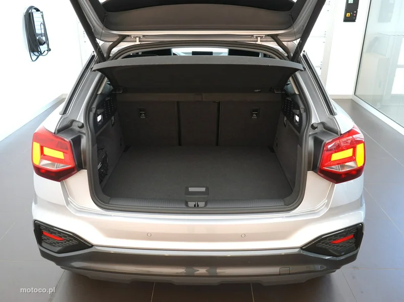 Audi Q2 8