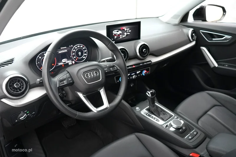 Audi Q2 13