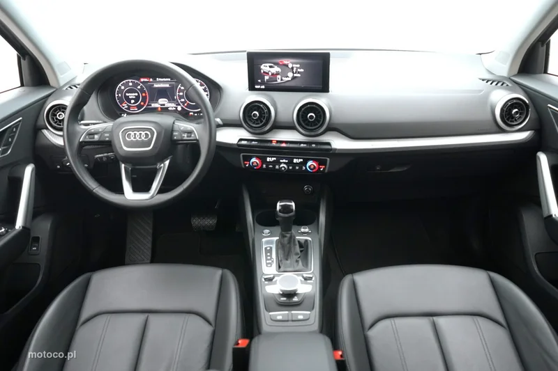 Audi Q2 24