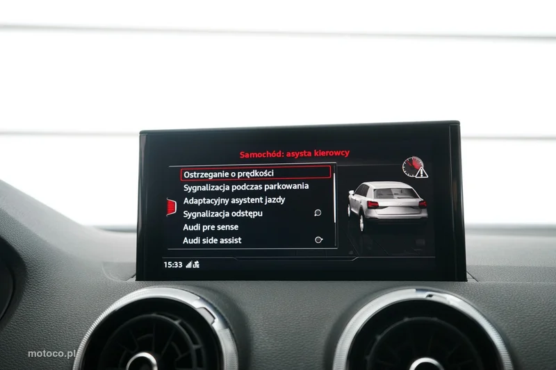 Audi Q2 32