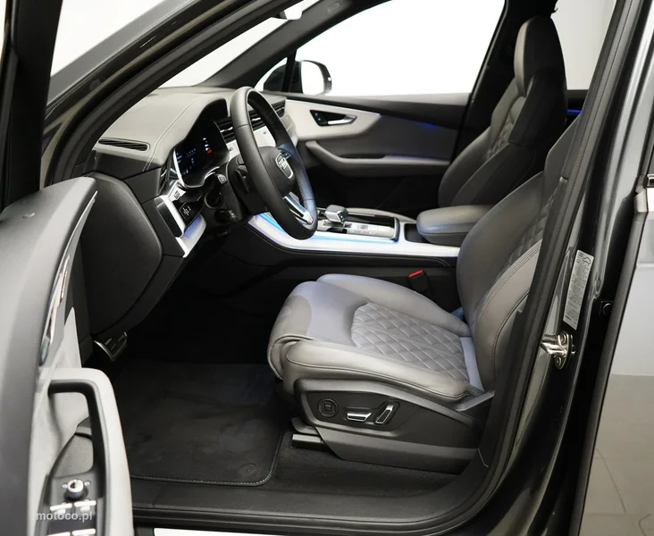 Audi Q7 4M 14