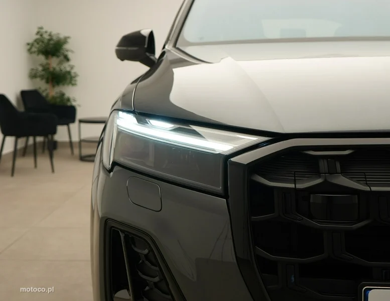 Audi Q7 4M 7