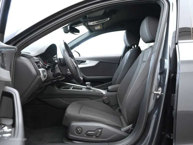 Audi A4 B9 13