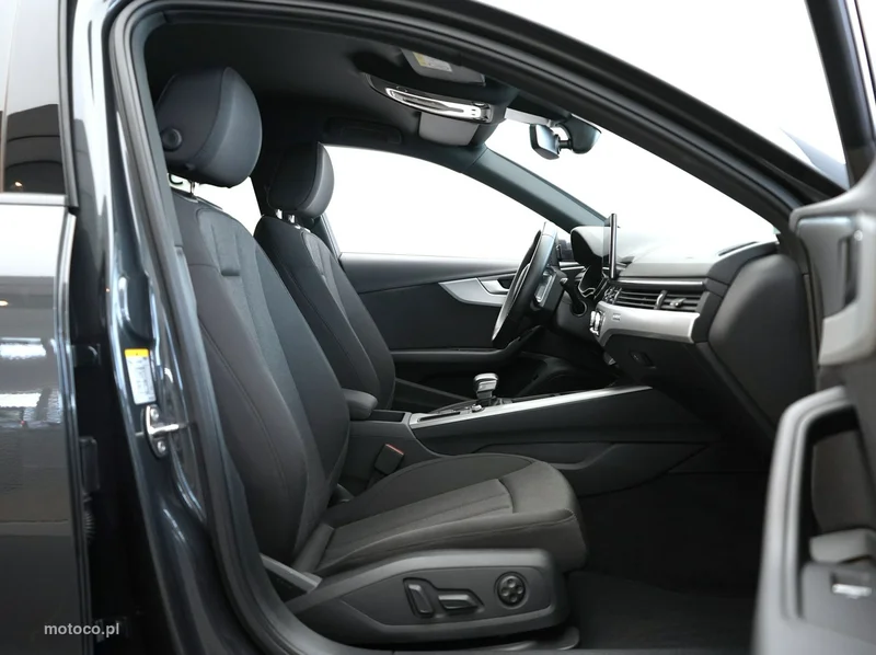 Audi A4 B9 35