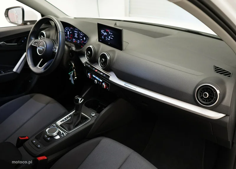 Audi Q2 16