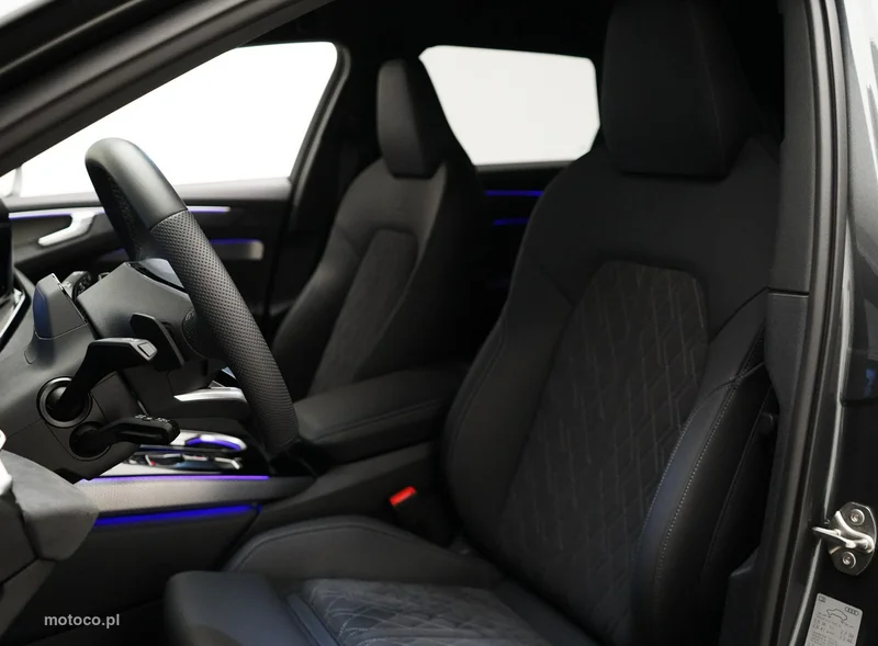 Audi A6 C8 15