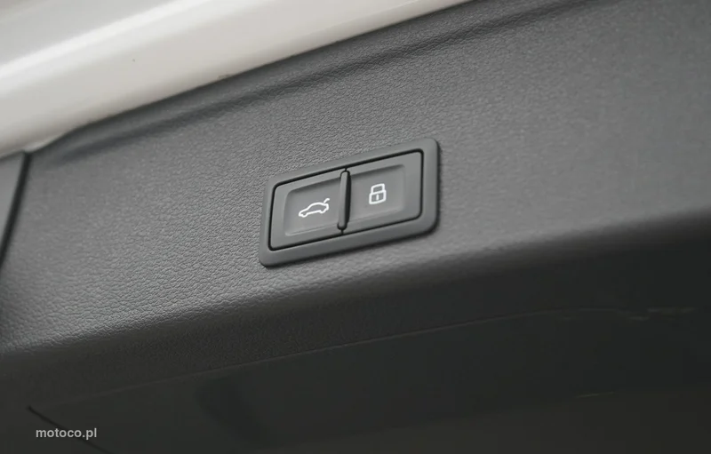 Audi A4 B9 12