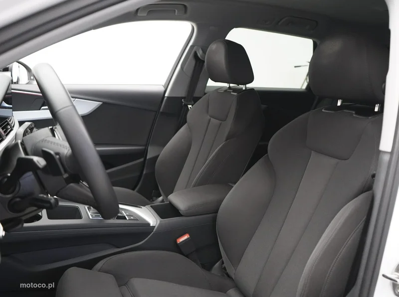 Audi A4 B9 15