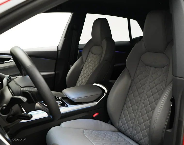 Audi Q8 4M 20