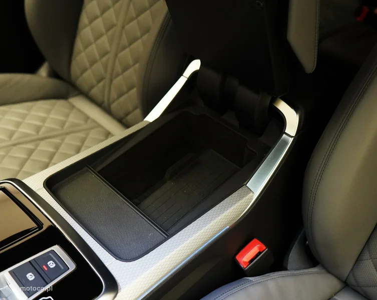 Audi Q8 4M 24