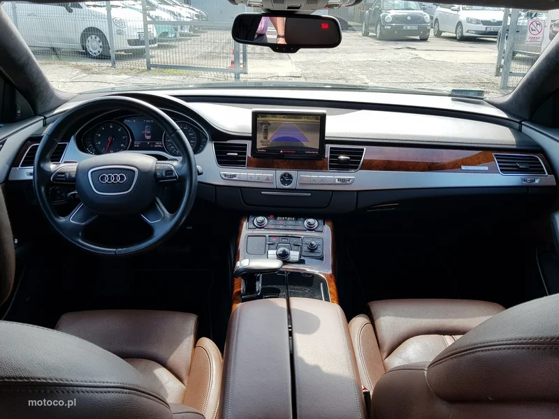 Audi A8 D4 11