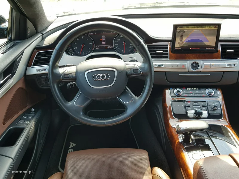 Audi A8 D4 12