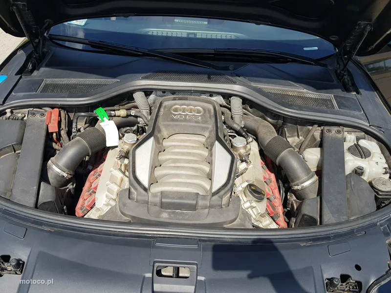 Audi A8 D4 17