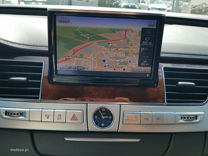 Audi A8 D4 20