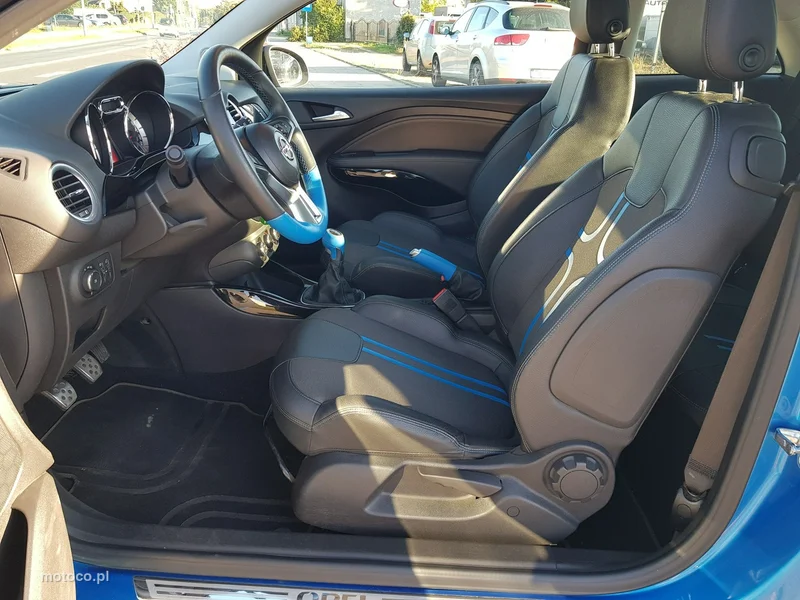 Opel Adam 10