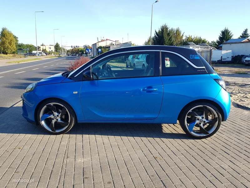 Opel Adam 8