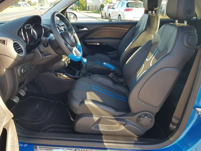 Opel Adam 9