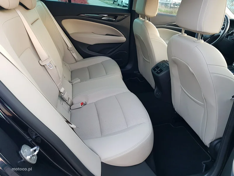Opel Insignia B 15