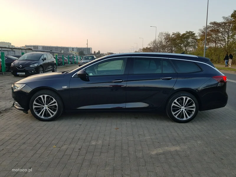 Opel Insignia B 8