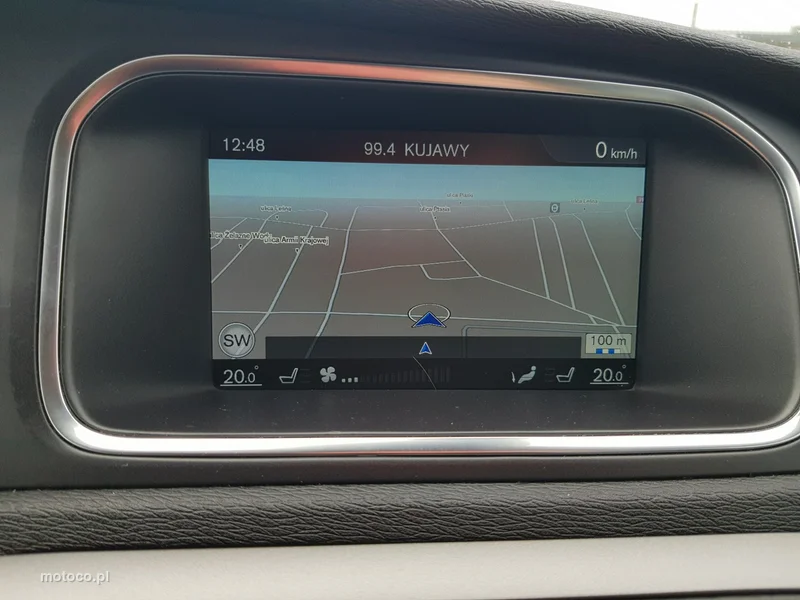 Volvo V40 20